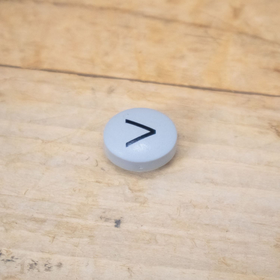 E-mu Gray Button Selector Cap/Cover with Arrow Indicator for Proteus 1000/2000