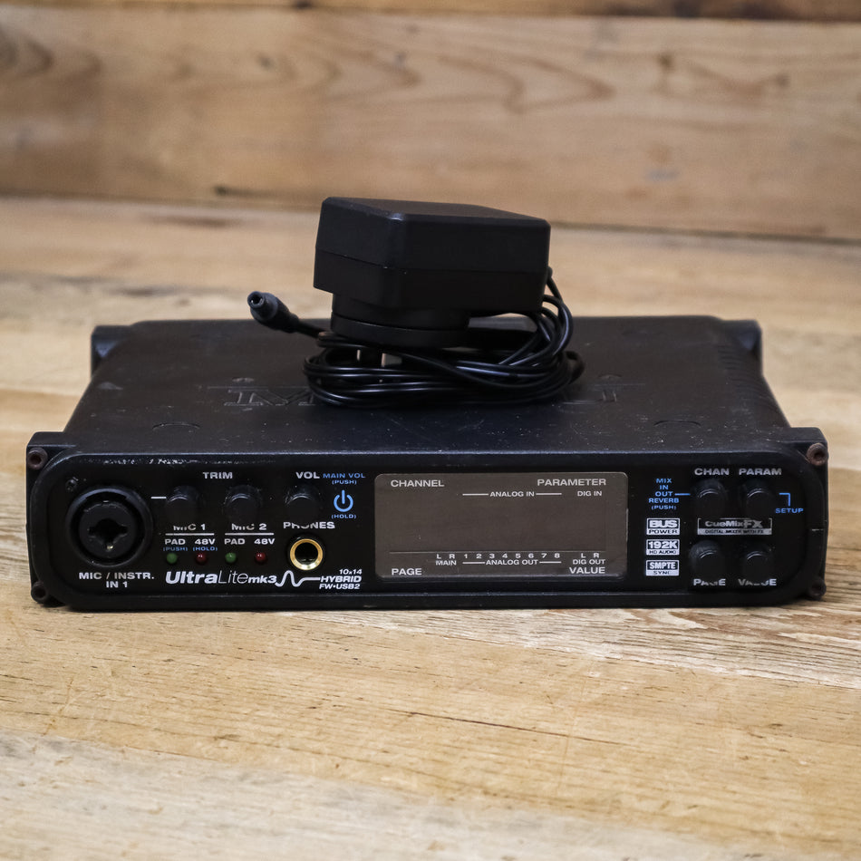 MOTU Ultralite-MK3 Hybrid USB/FireWire Audio Interface with Power Supply