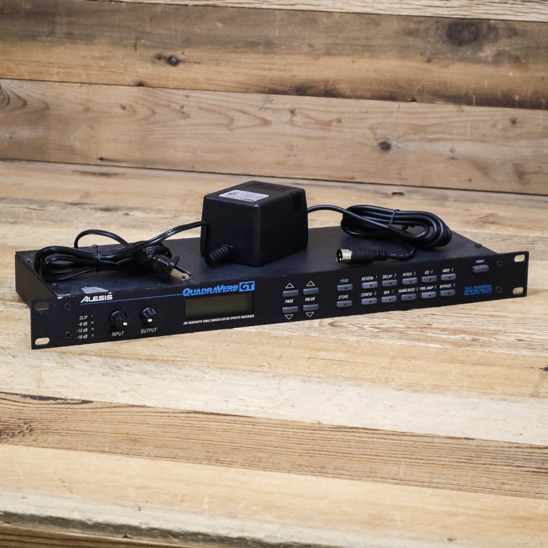 Alesis Quadraverb GT Guitar Effects Processor – Pixel Pro Audio