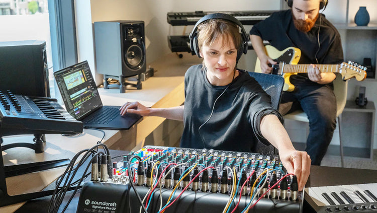 Soundcraft Releases the New Signature Plus Series Mixing Consoles