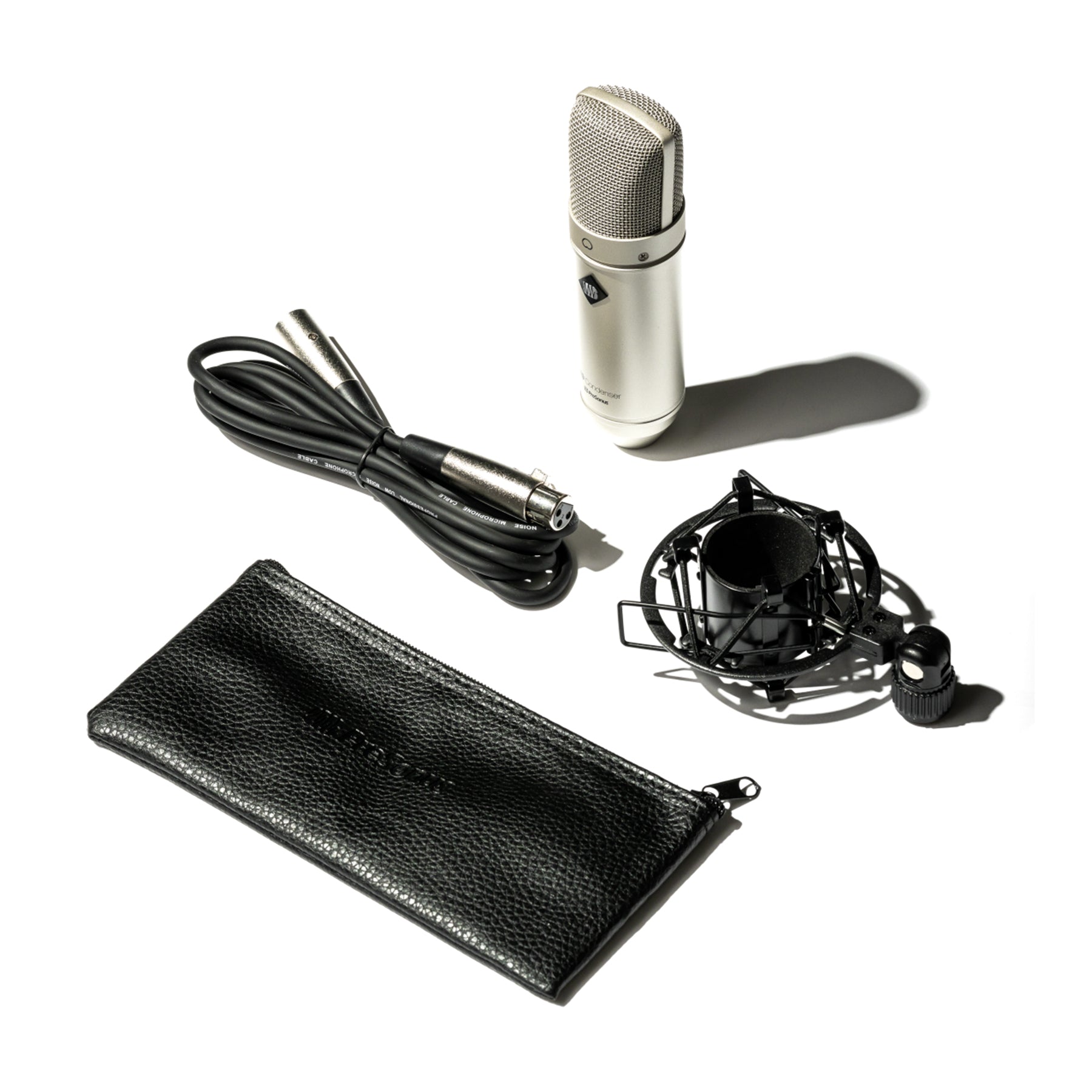 Presonus Quantum ES Ultimate Bundle with Acoustic Shield, Mic Stand, Pop Filter