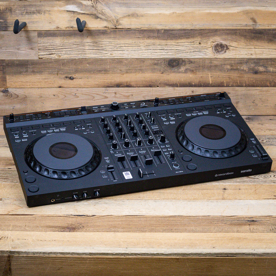 B-Stock AlphaTheta DDJ-GRV6 4-Channel Club-Inspired DJ Controller