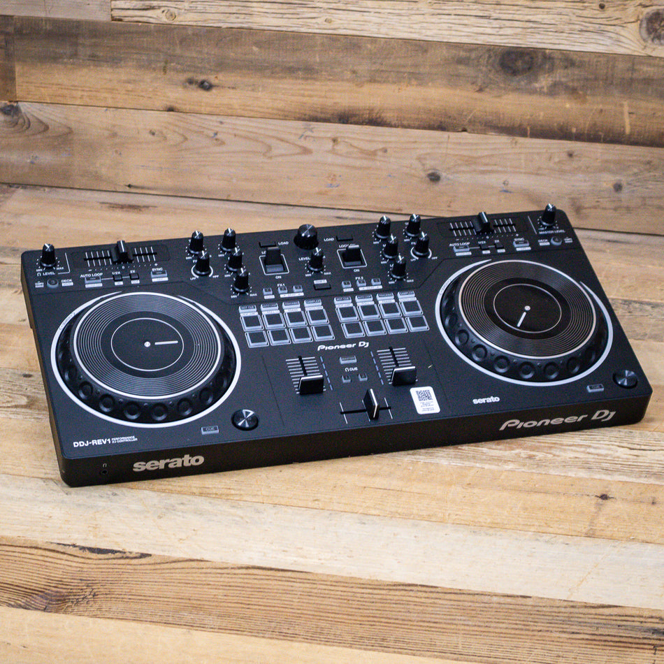 B-Stock Pioneer DJ DDJ-REV1 Scratch-style 2-Channel DJ Controller