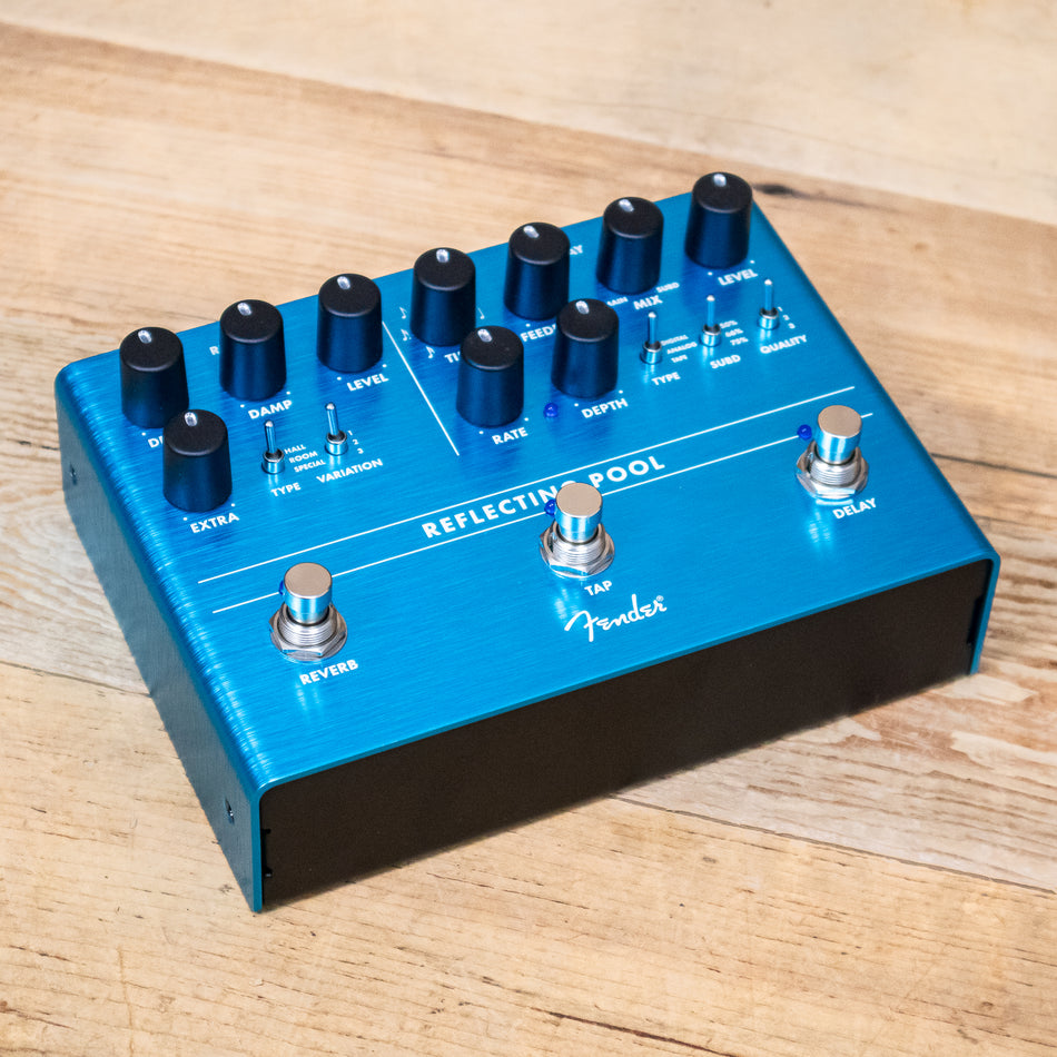 B-Stock Fender Reflecting Pool Delay/Reverb