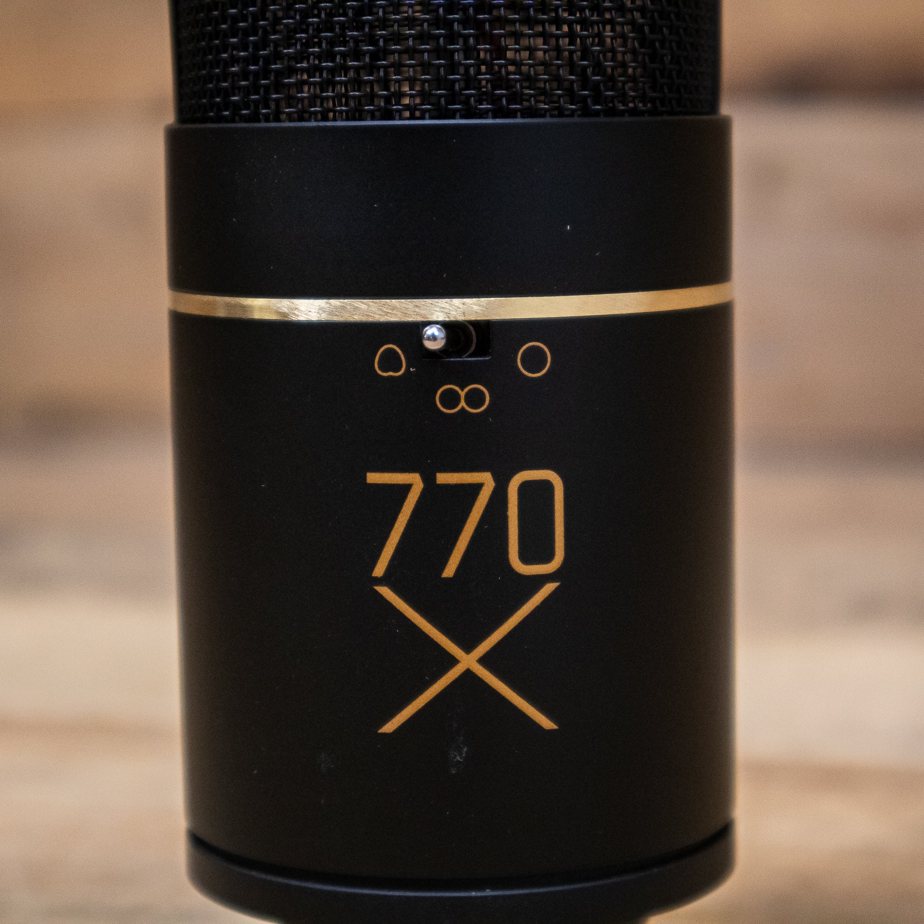 B-Stock MXL 770x Multi-pattern Condenser Microphone – Pixel Pro Audio