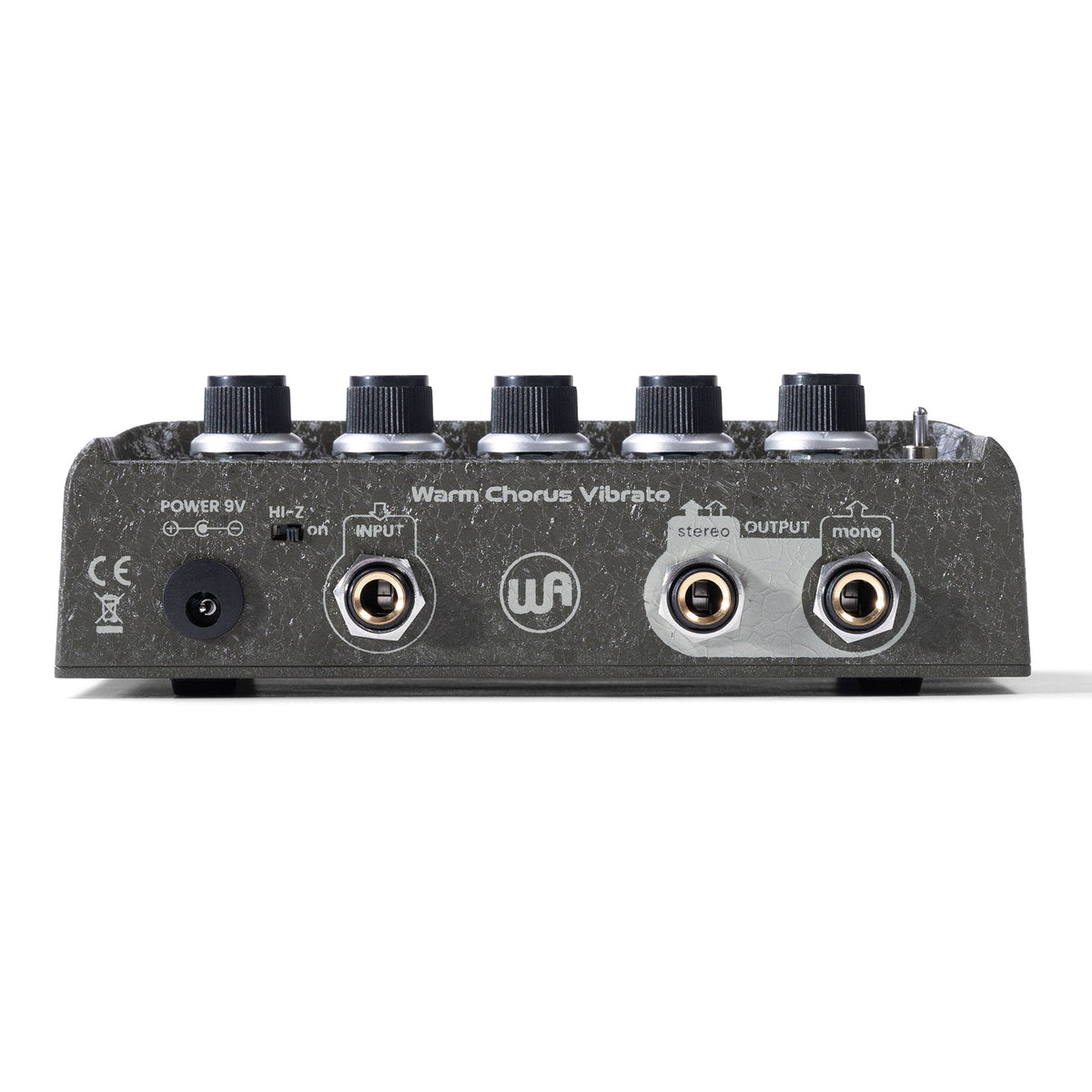 Warm Audio WA-C1 Stereo Chorus & Vibrato Pedal Bundle with Hosa TS Cables