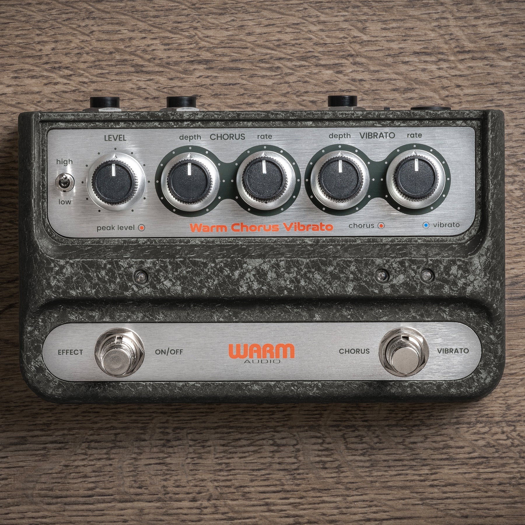 Warm Audio WA-C1 Stereo Chorus & Vibrato Pedal Bundle with Hosa TS