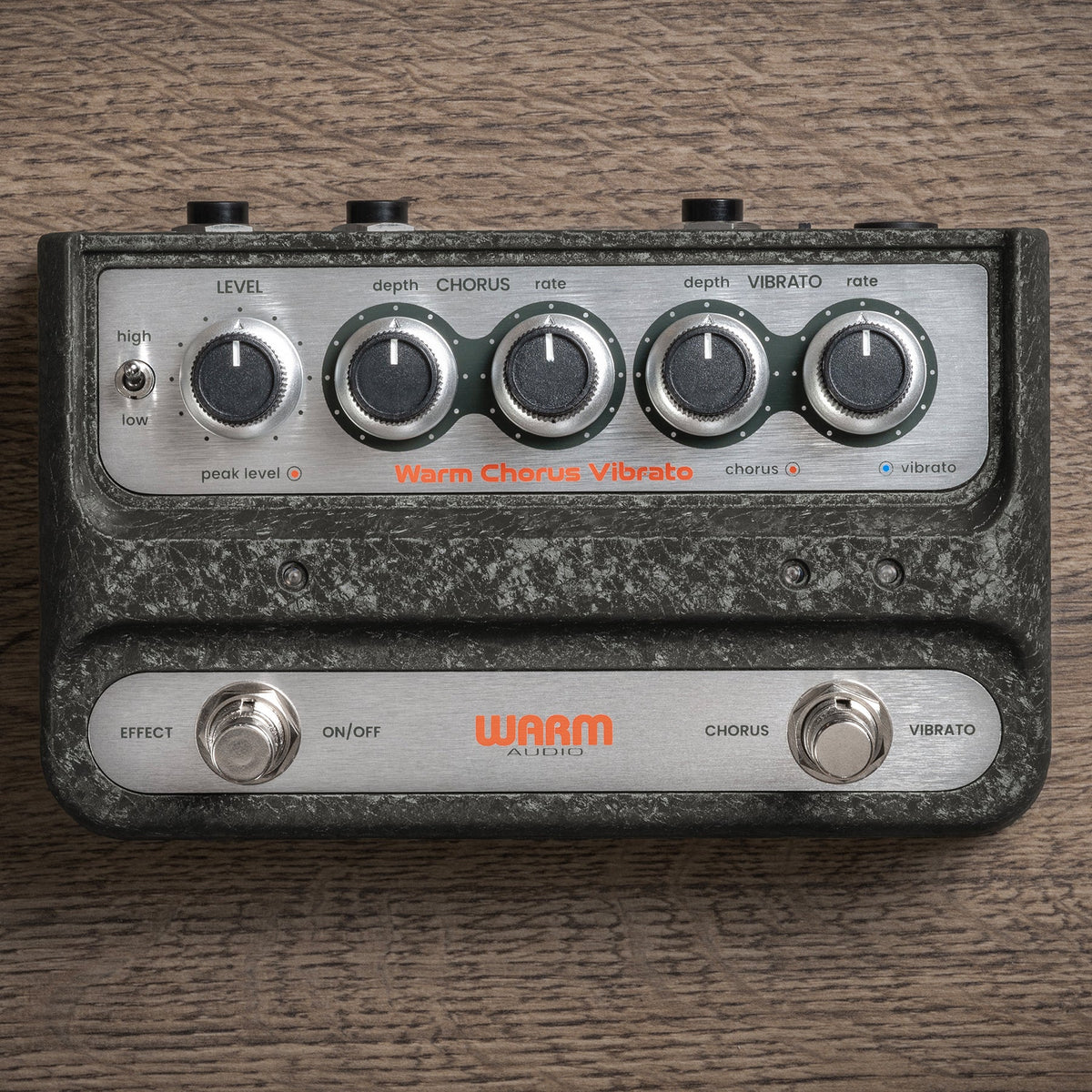 Warm Audio WA-C1 Stereo Chorus & Vibrato Pedal Bundle with Mogami TS Cables