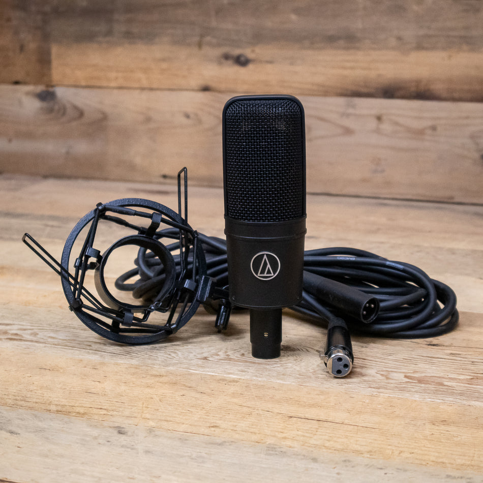 Audio-Technica AT4033a Studio Condenser Microphone