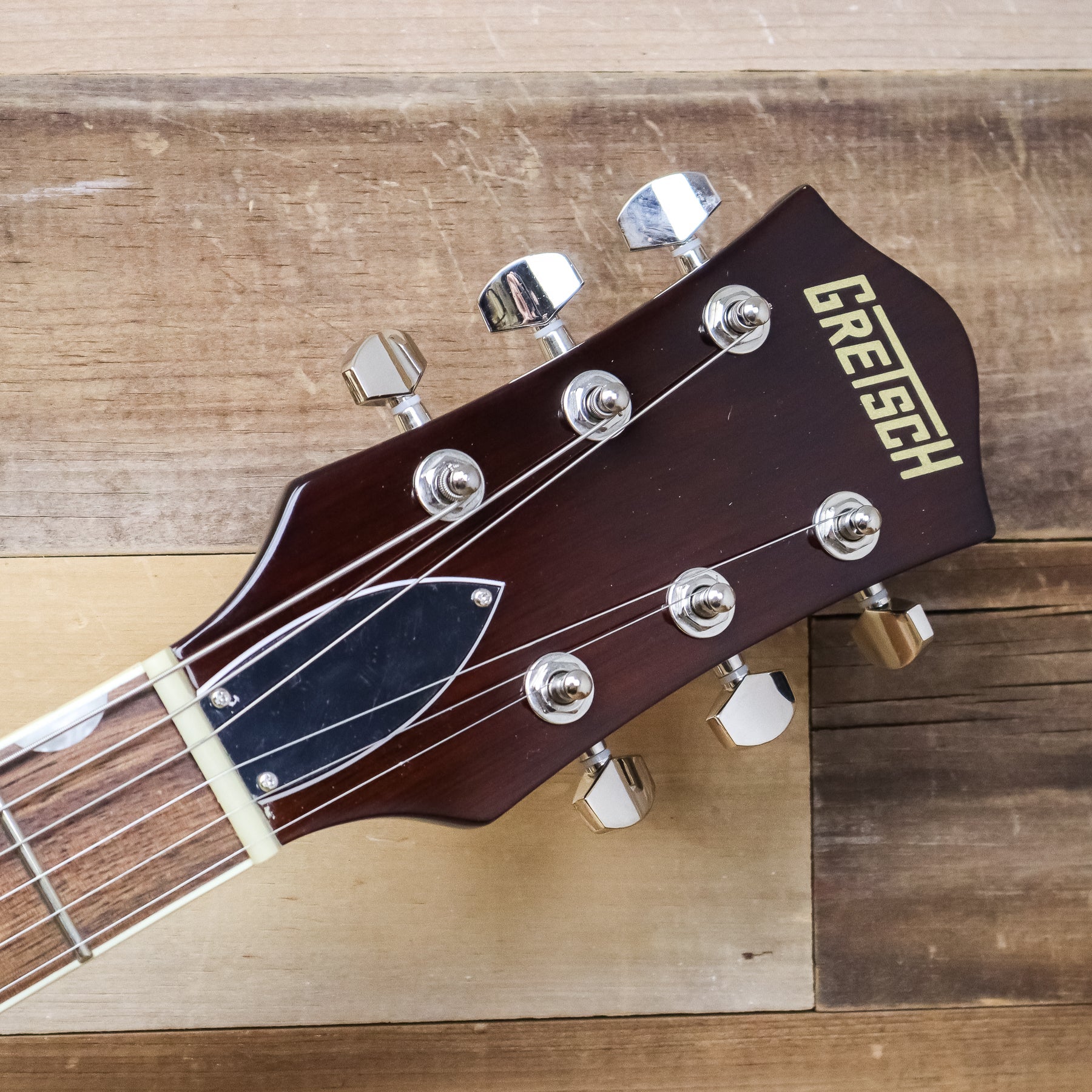 Open Box Gretsch Streamliner Jet Club Single-Cut Solid Body with Wraparound, Vintage White