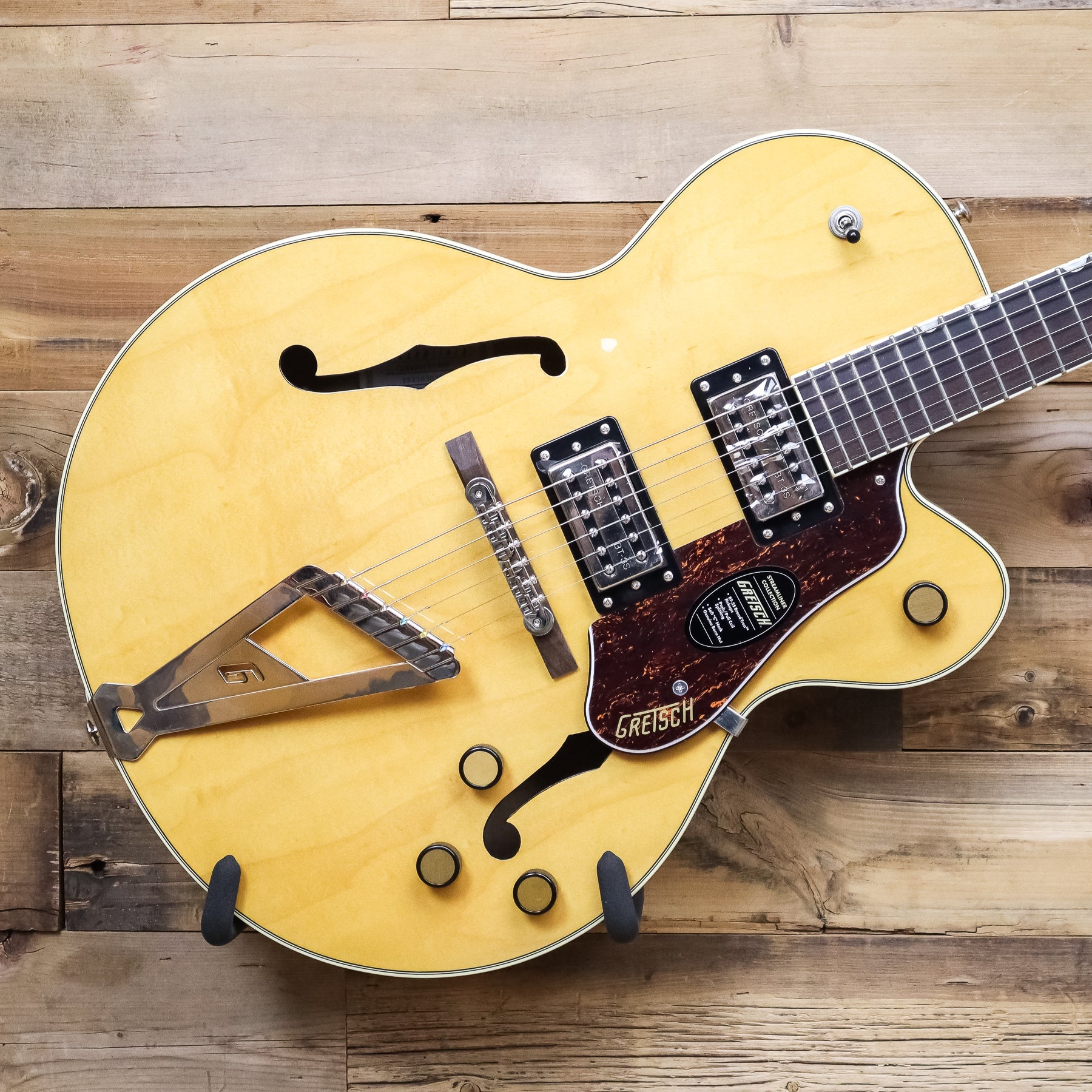 Open Box Gretsch G2420 Streamliner Hollow Body with Chromatic II, Broad'Tron BT-3S Pickups, Village Amber