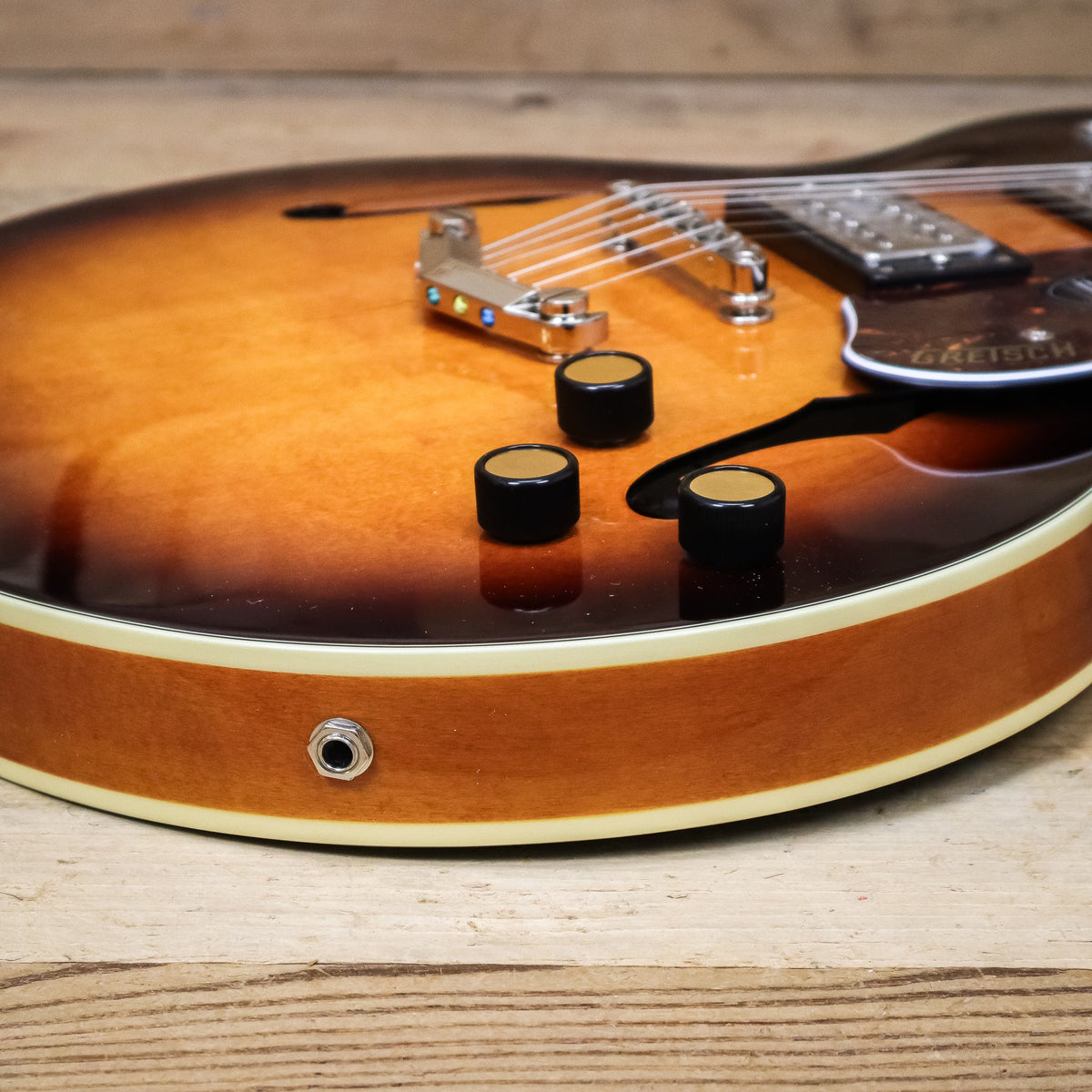 Open Box Gretsch G2622 Streamliner Center Block with V-Stoptail, Broad’Tron BT-3S Pickups, Forge Glow