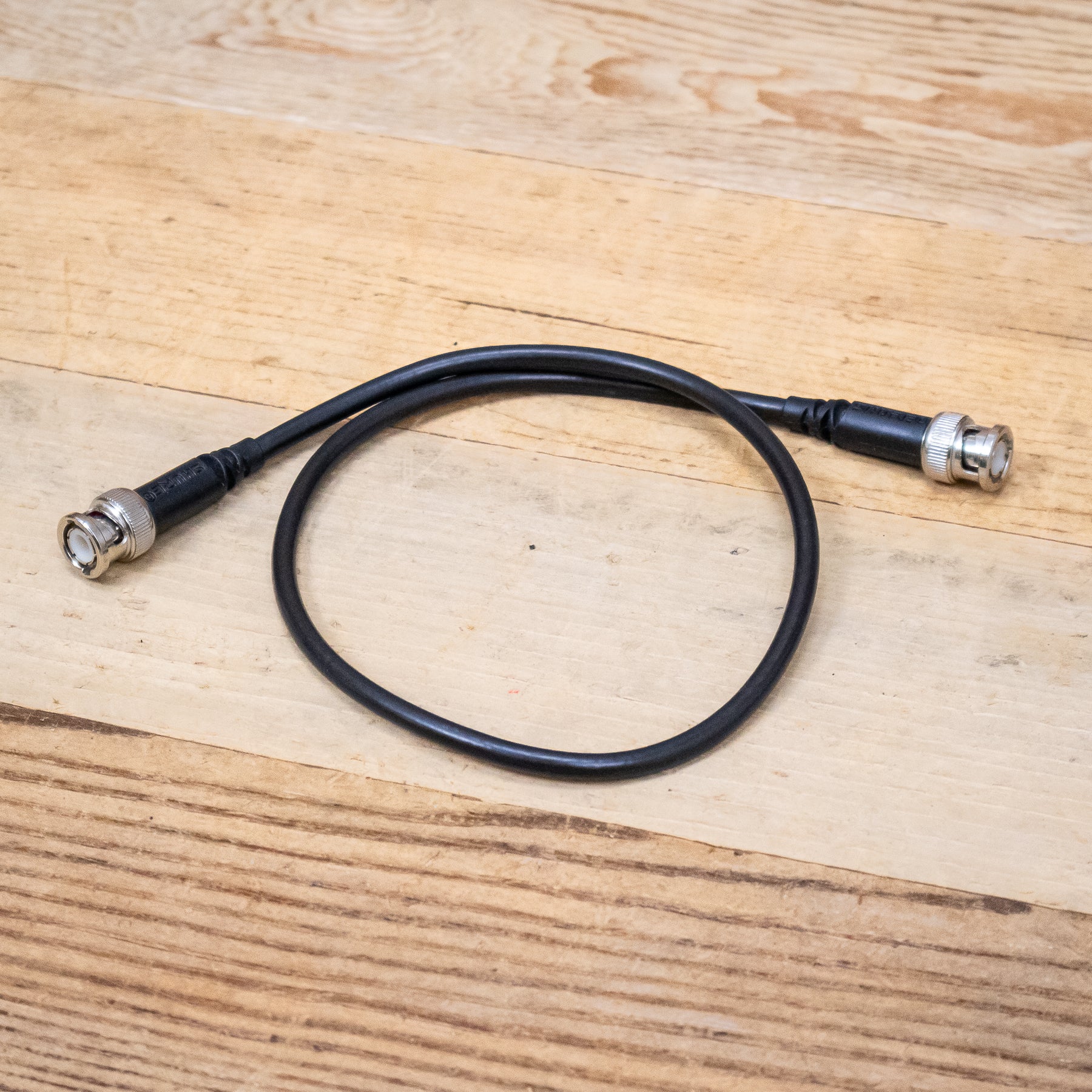 Shure UA802 2-foot BNC to BNC Cable for Wireless Systems – Pixel