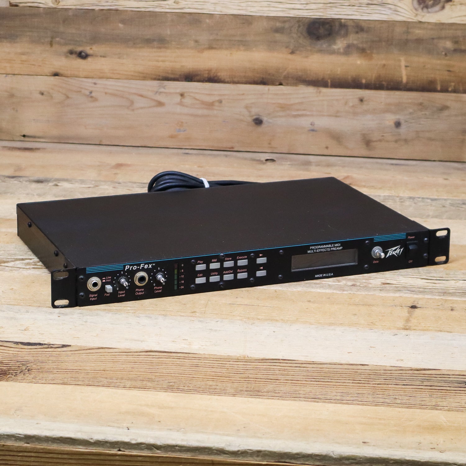 As Is Peavey Pro-Fex Programmable MIDI Controlled Multi-Effects Preamp ...