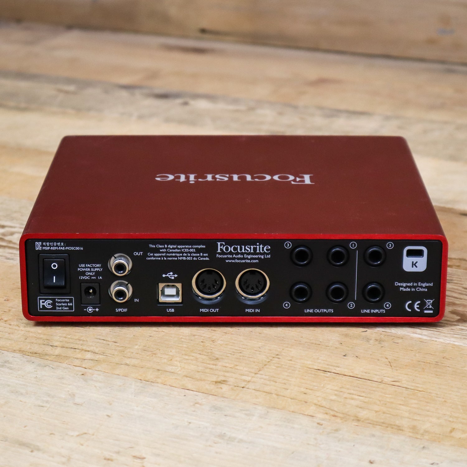 DJ機材 Focusrite Scarlett 6i6 2nd Gen Amazon.com: Focusrite Scarlett 6i6 (2nd Gen) USB Audio
