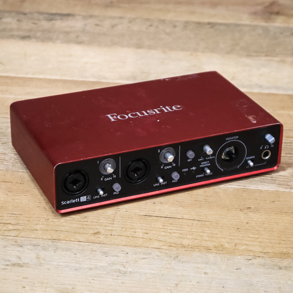 As Is Focusrite Scarlett 2i4 (2nd Gen) USB Audio Recording
