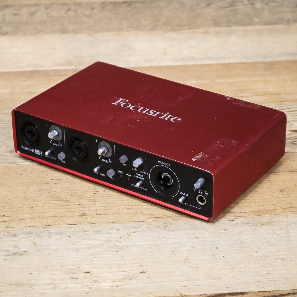 As Is Focusrite Scarlett 2i4 (2nd Gen) USB Audio Recording