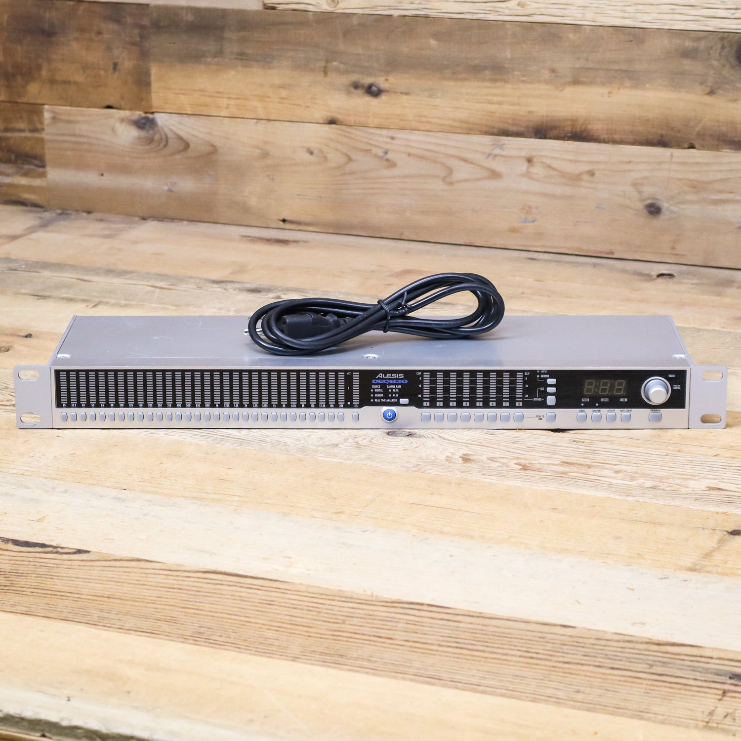 Alesis DEQ830 Programmable Digital Equalizer – Pixel Pro Audio Alesis DEQ830 Programmable Digital Equalizer – Pixel Pro Audio