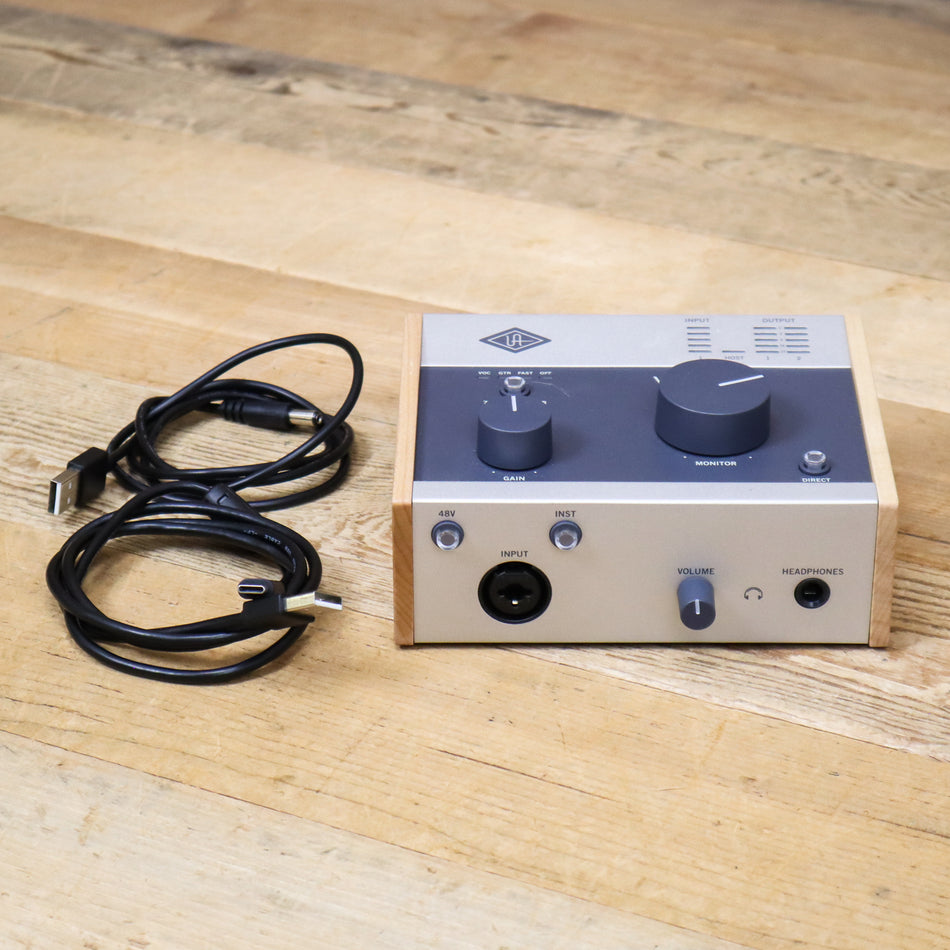 Universal Audio Volt 176 USB-C Audio Interface with 76 Compressor