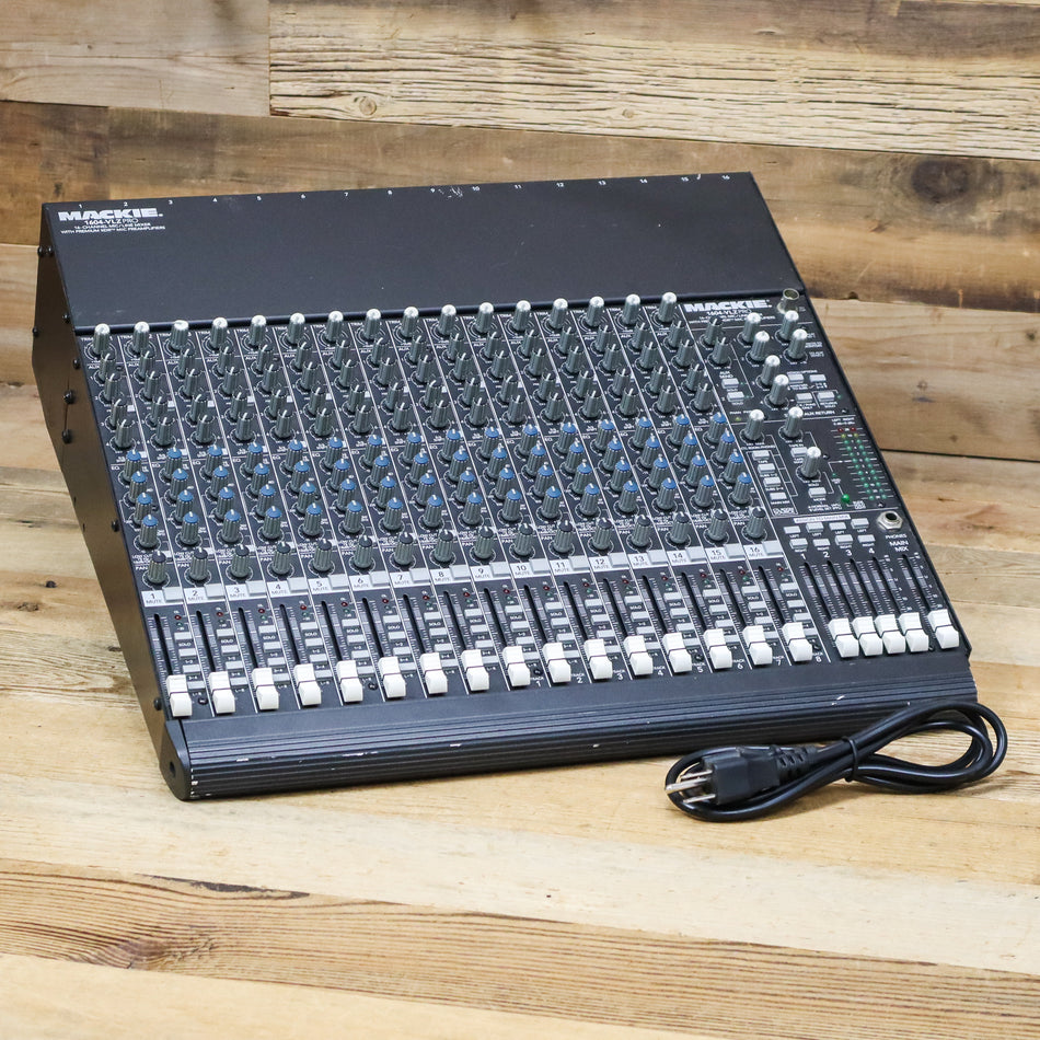 Mackie 1604 VLZ Pro 16-Channel Mixer