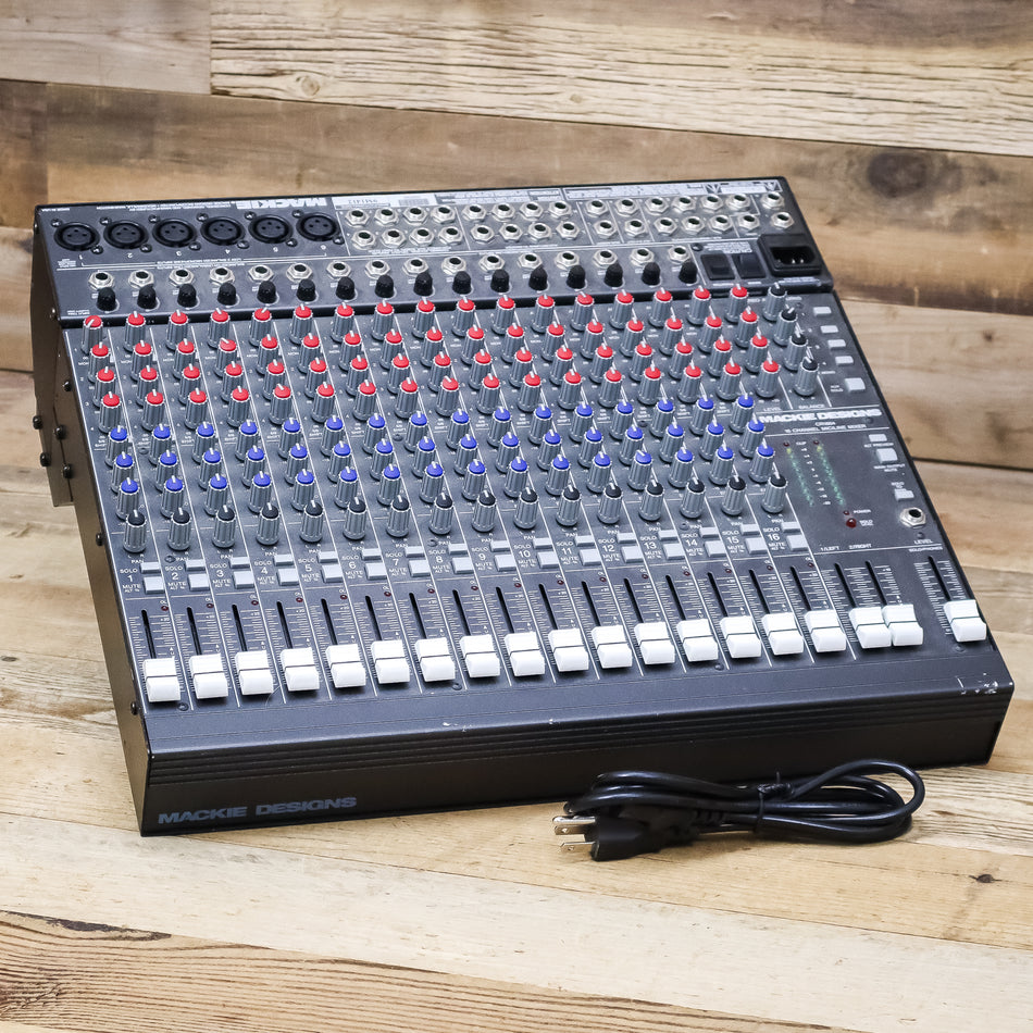 Mackie CR1604 16-Channel Mixer