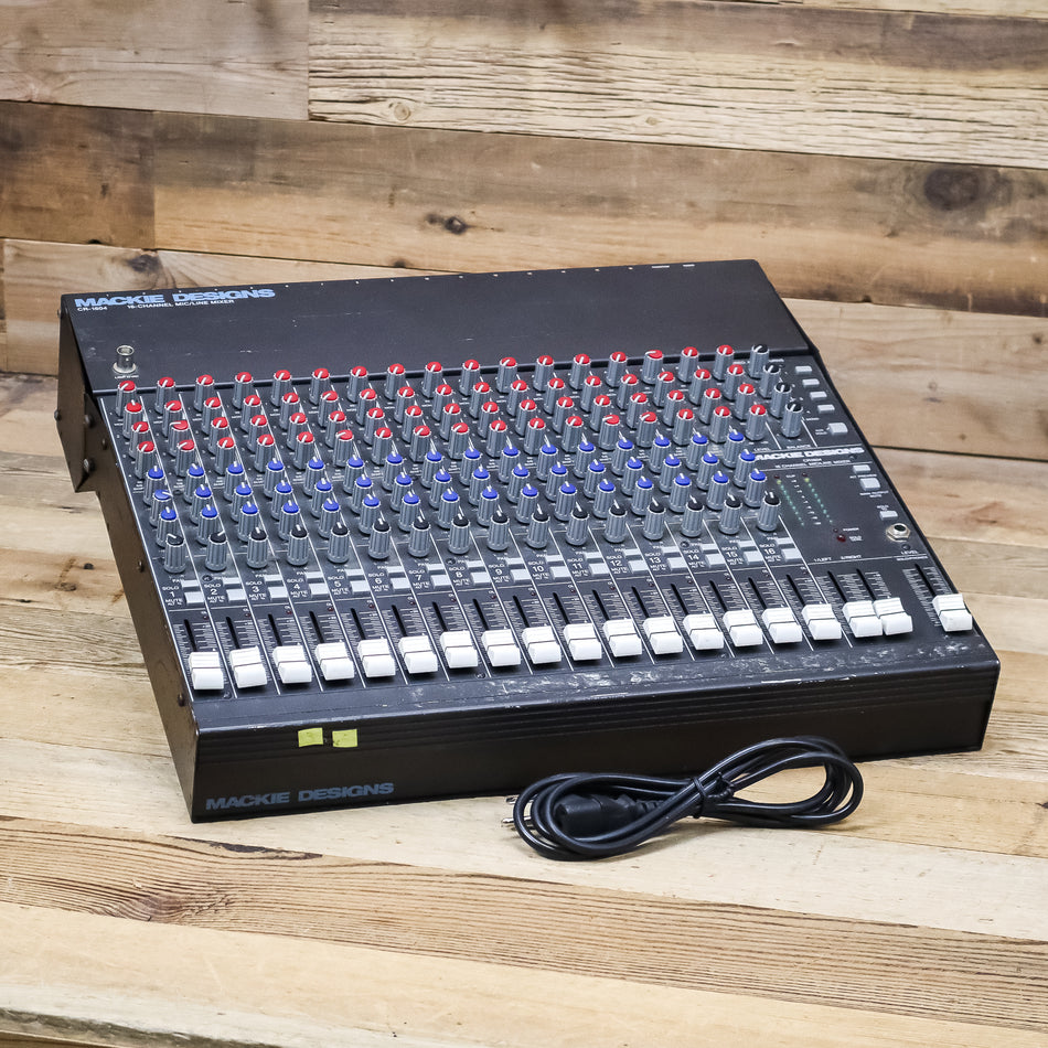Mackie CR1604 16-Channel Mixer with Minor Issue
