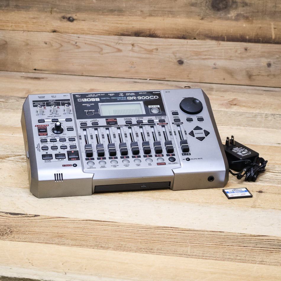 Boss BR-900CD (BR900CD) Digital 8-Track Multitrack Recorder