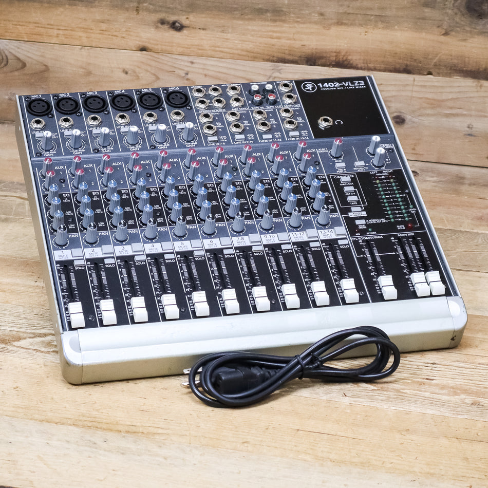 Mackie 1402 VLZ3 Analog Mixing Console