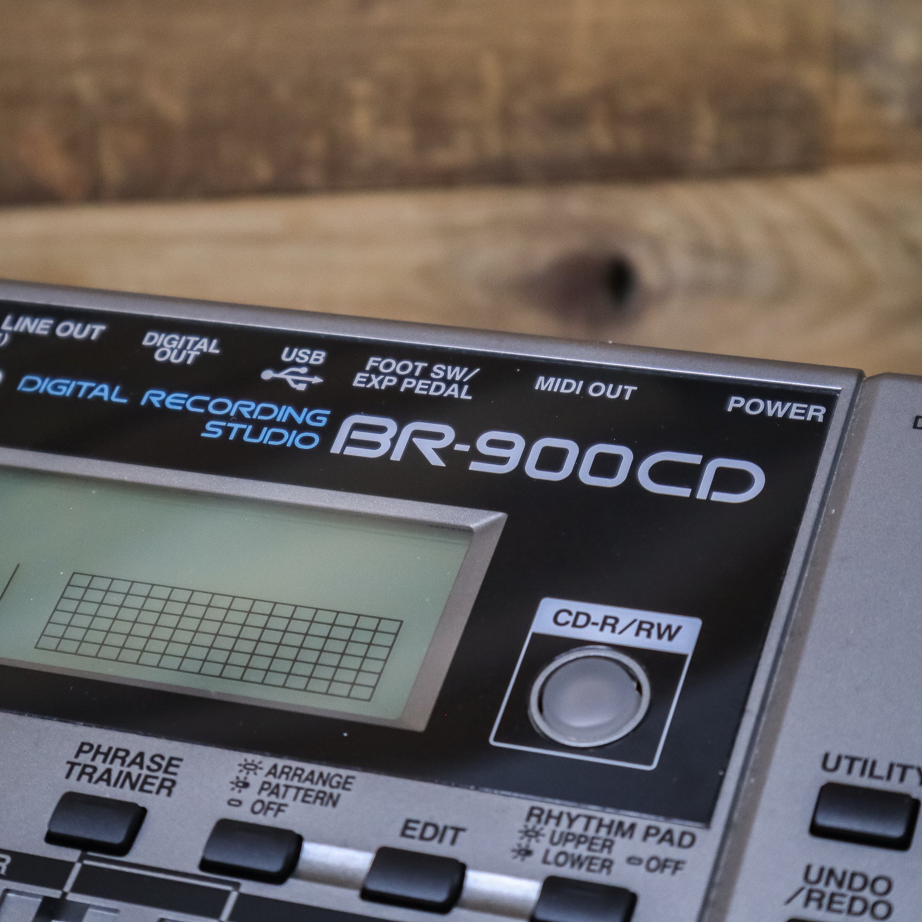 Boss BR-900CD (BR900CD) Digital 8-Track Multitrack Recorder