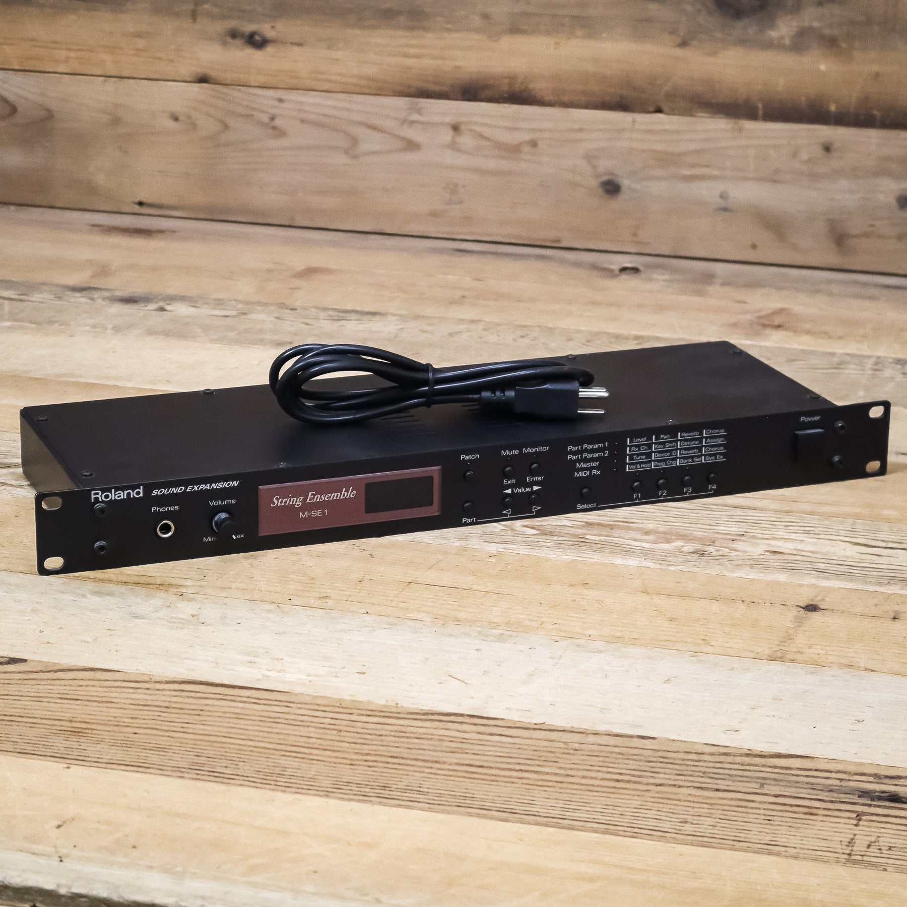 Roland M-SE1 String Ensemble Sound Expansion Module – Pixel