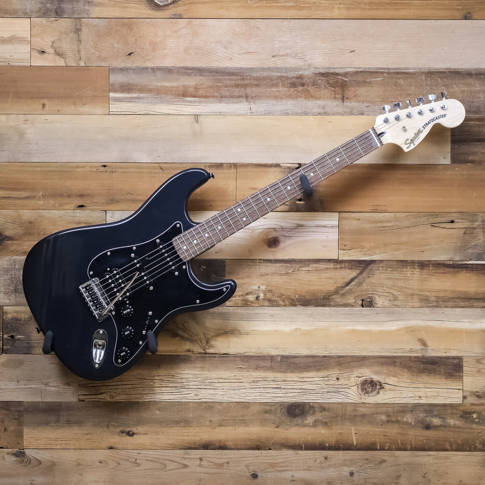 Squier Affinity Series Stratocaster HSS Electric Guitar, Charcoal Frost Metallic
