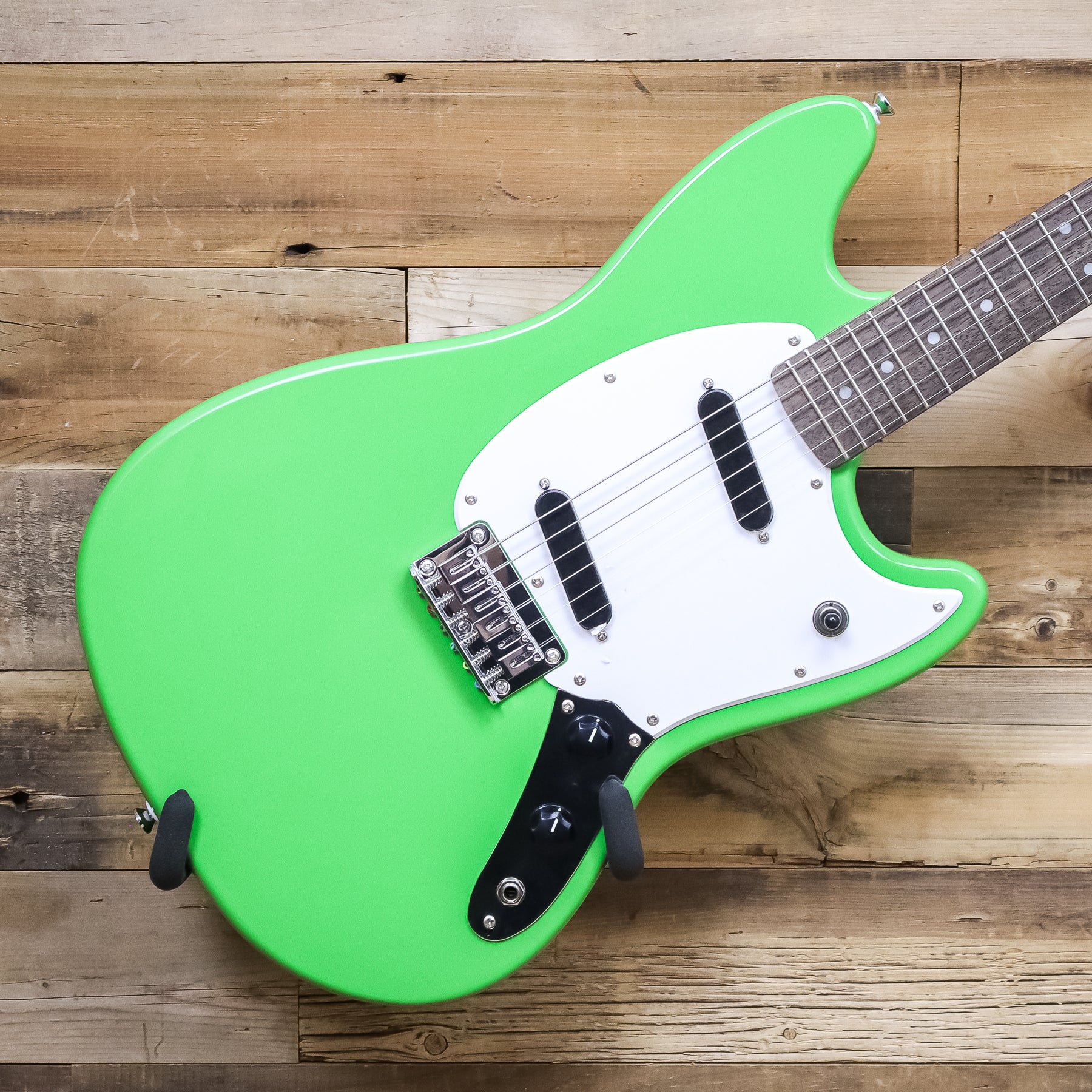 ギター SQUIER FSR VM MUSTANG MH Squier FSR Squier Sonic Mustang Electric Guitar, White