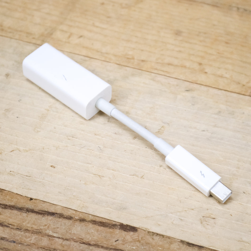 Apple A1463 FireWire 800 to Thunderbolt 2 Adapter