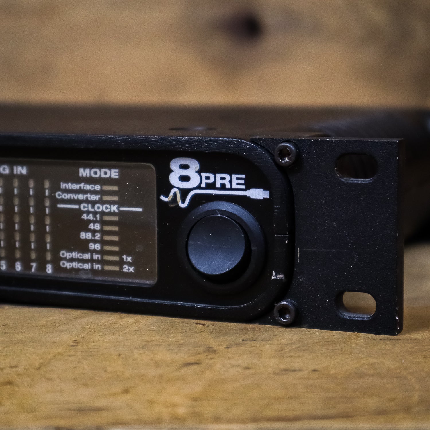 Amazon.com: MOTU 8pre Firewire Audio Interface : Musical