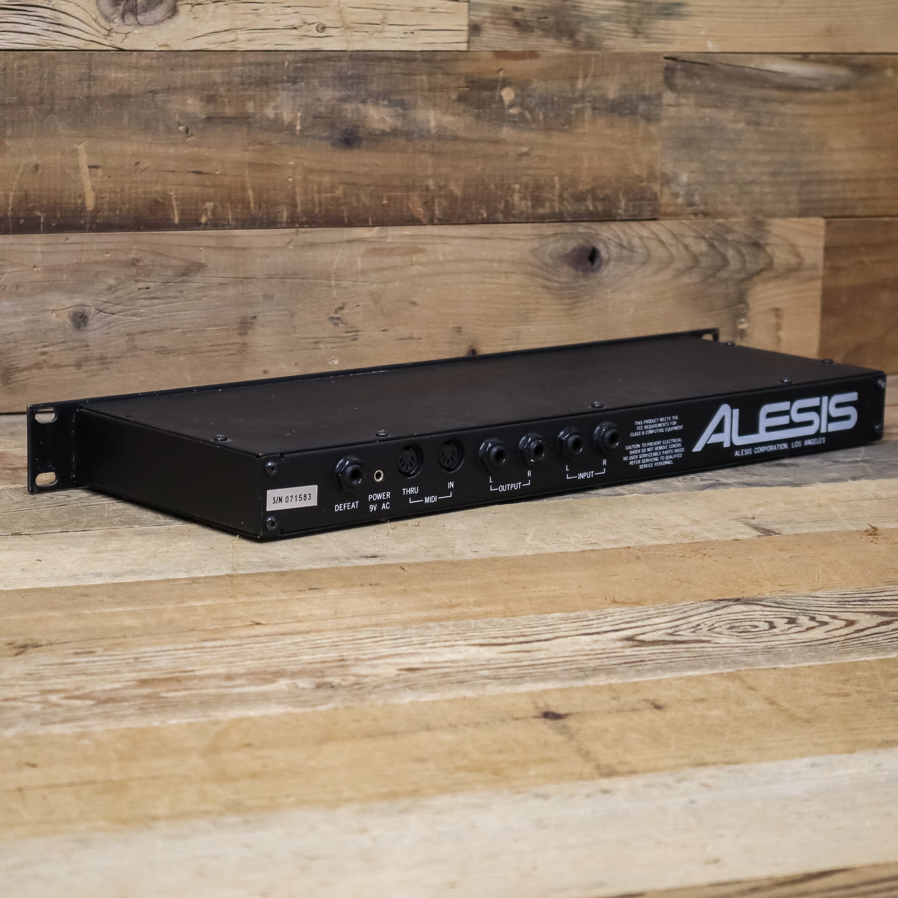 DTM・DAW Alesis midiverb 2 (2 items) Alesis Midiverb 2 - Guitar Demo - YouTube