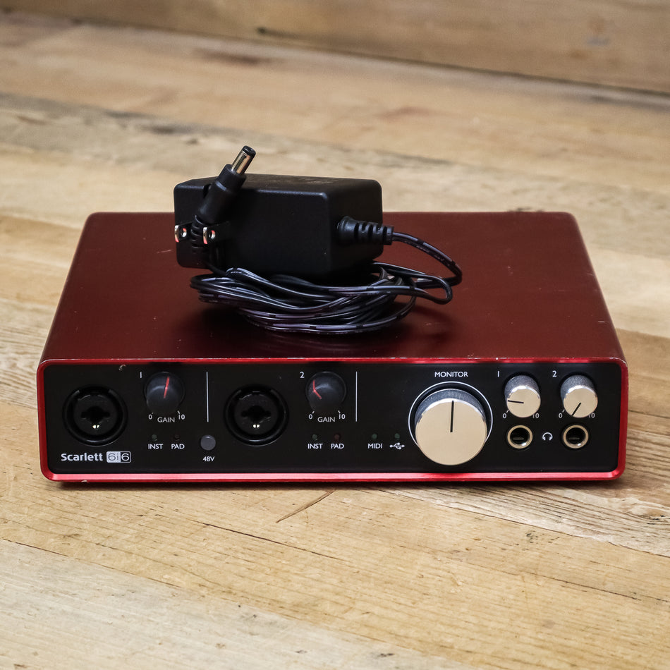 Focusrite Scarlett 6i6 (2nd Gen) USB Audio Interface