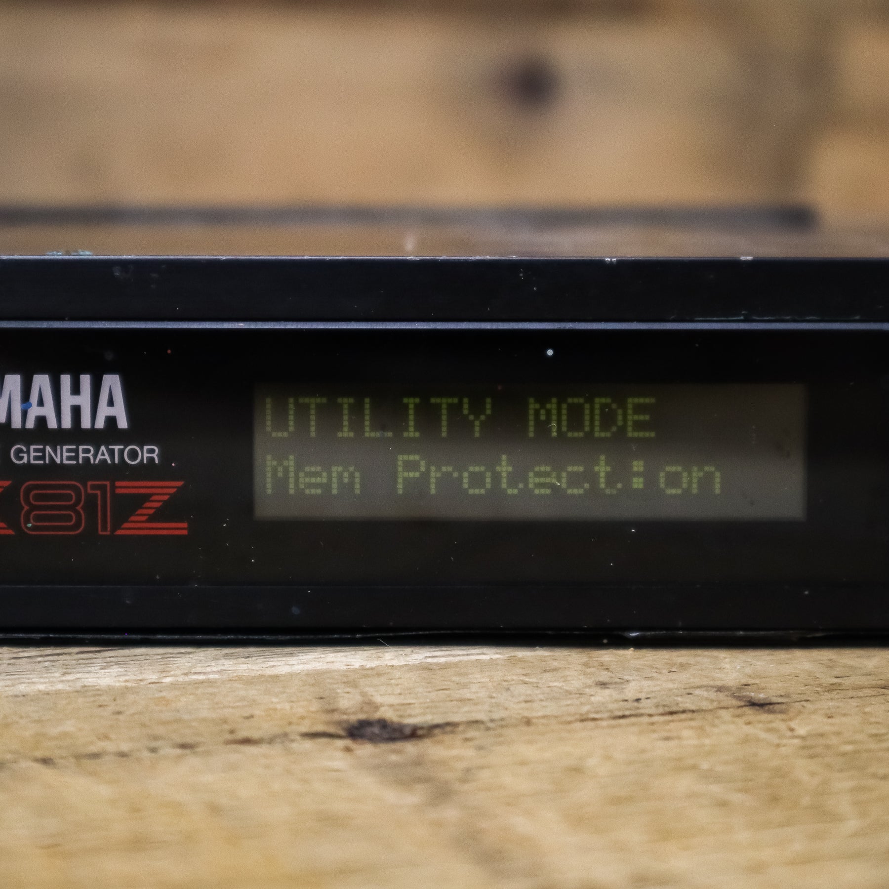 Yamaha TX81Z FMトーンジェネレーター