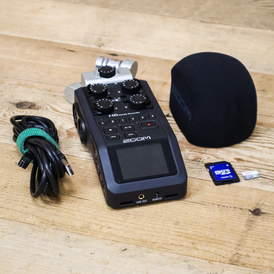 Zoom H6 XY Portable Handheld Digital Recorder