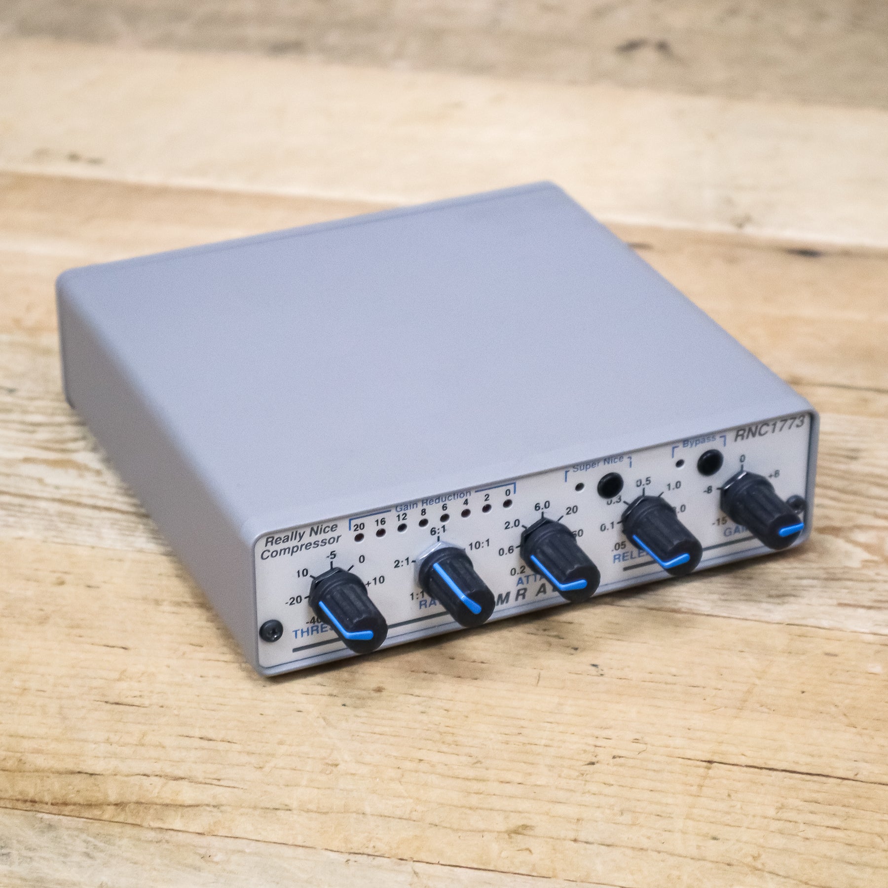 FMR Audio RNC Really Nice Compressor Stereo Dynamics