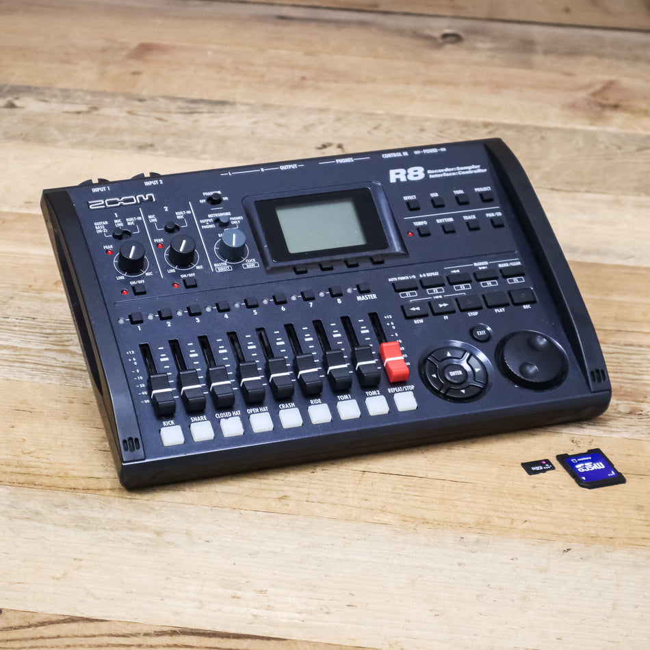 Zoom R8 (R-8) Digital Multitrack Recorder