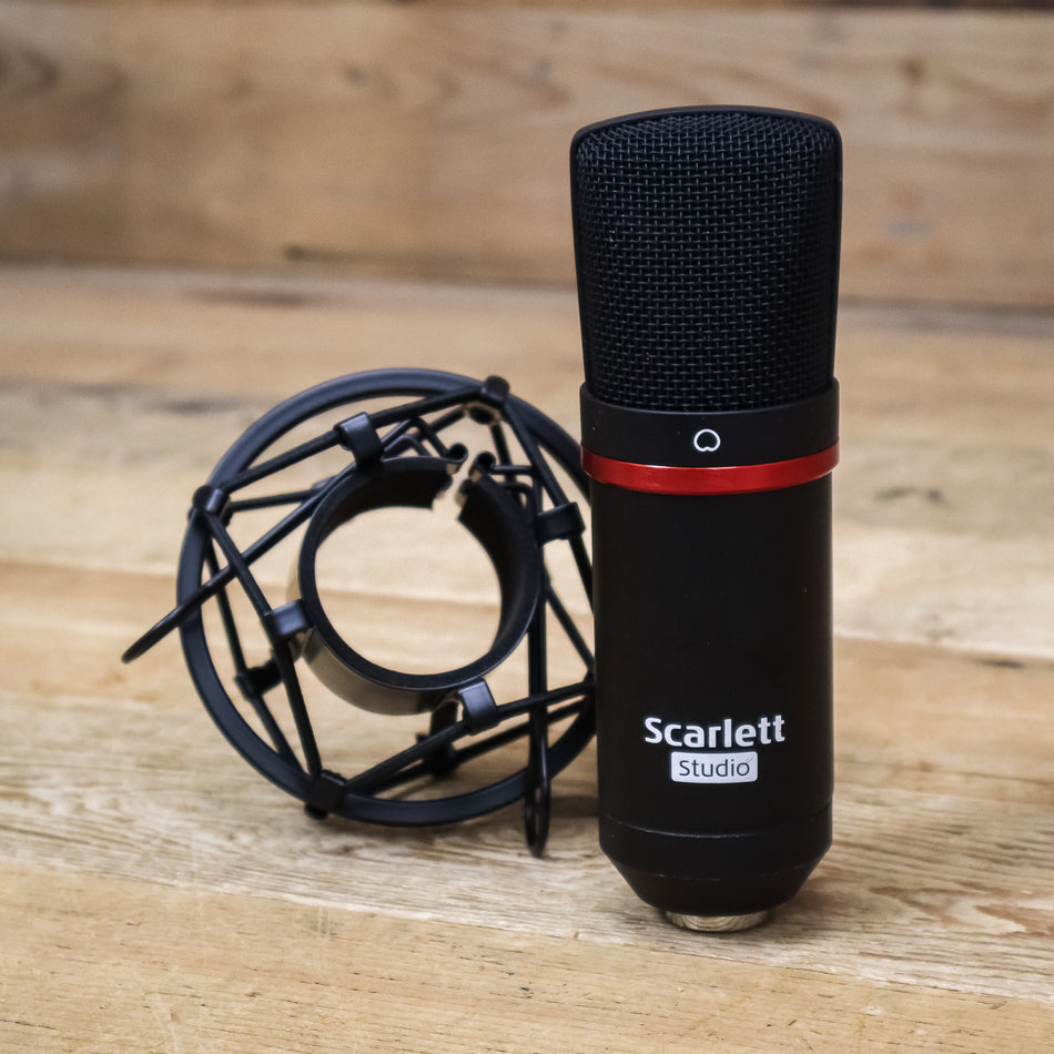 Focusrite Scarlett CM25 MKII Condenser Microphone
