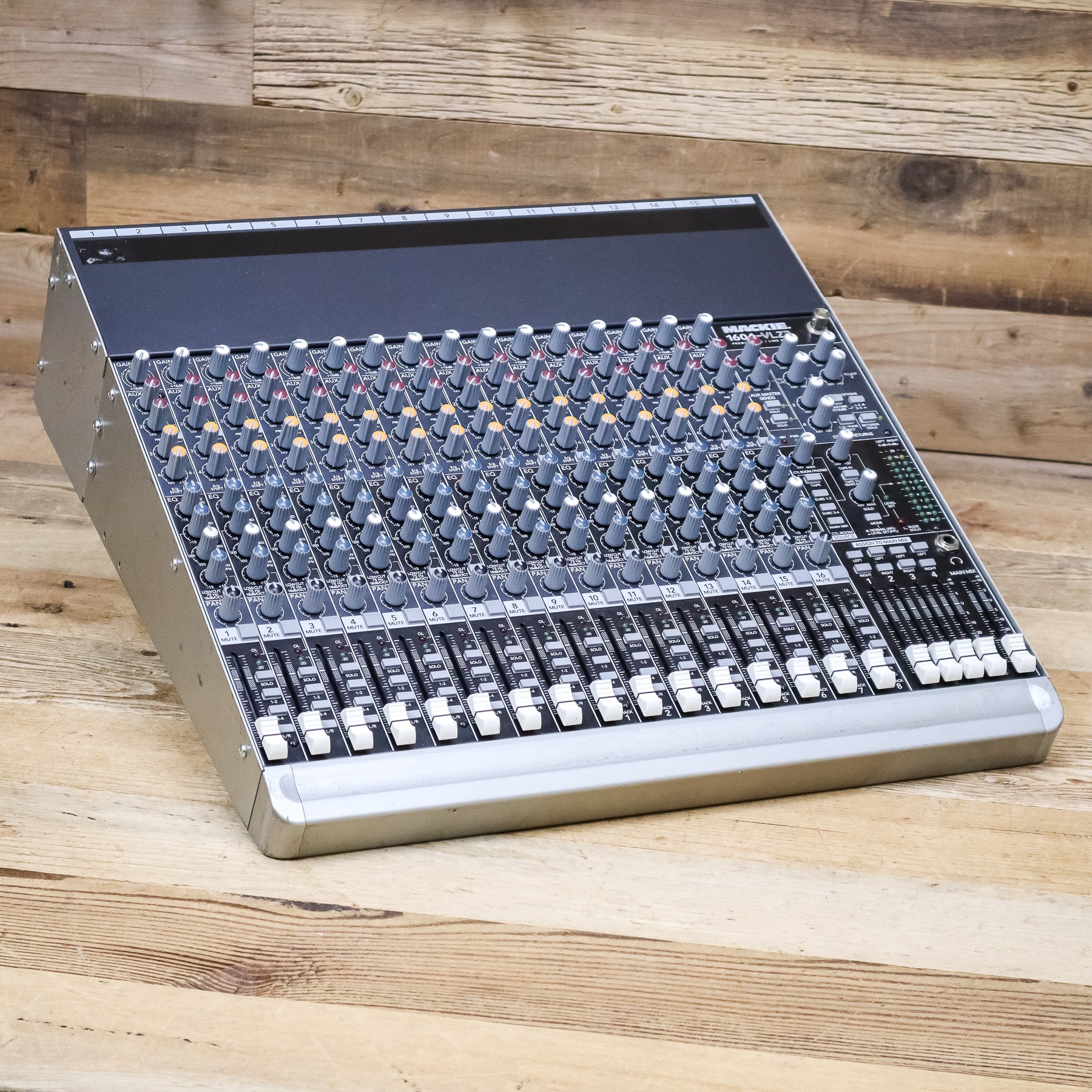 MACKIE 1604-VLZ PRO 16チャンネルミキサー Mackie 1604-VLZ PRO 16 Channel Mic Line Mixer | eBay