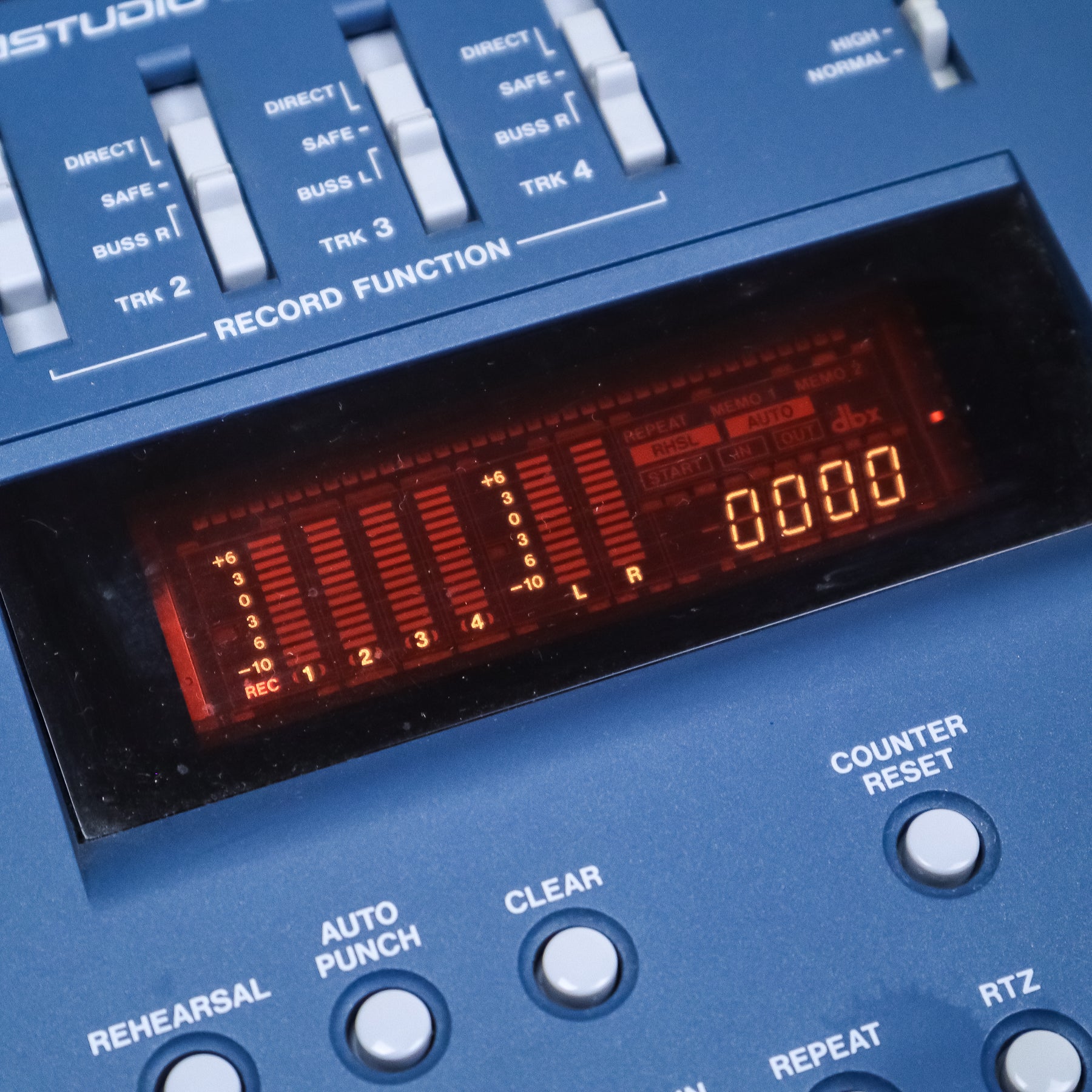 Tascam 424 MK3 Portastudio 4-Track Analog Tape Cassette