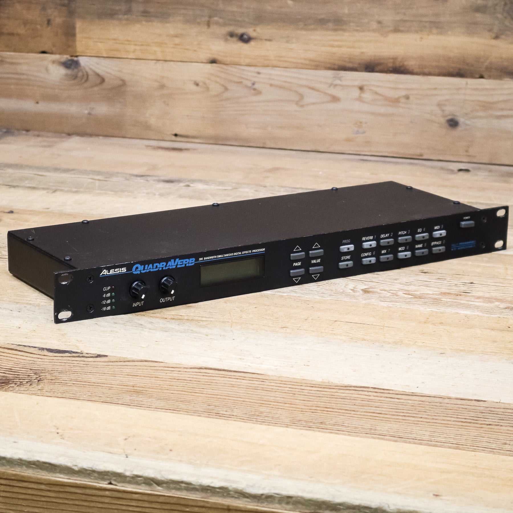 名機 alesis quadraverb エフェクター Alesis Quadraverb - What To Know & Where To Buy | Equipboard