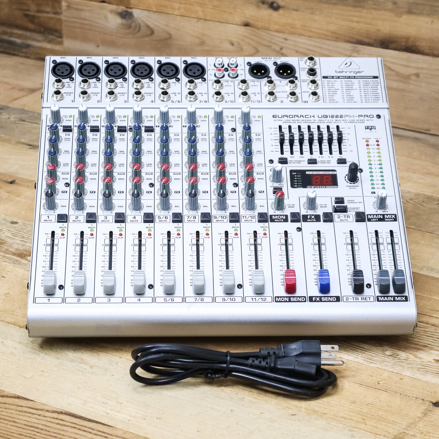 BEHRINGER UB1222FX-PRO ミキサー ベリンガー Behringer Eurorack UB1222FX-PRO 12-Channel Mixer – Pixel Pro