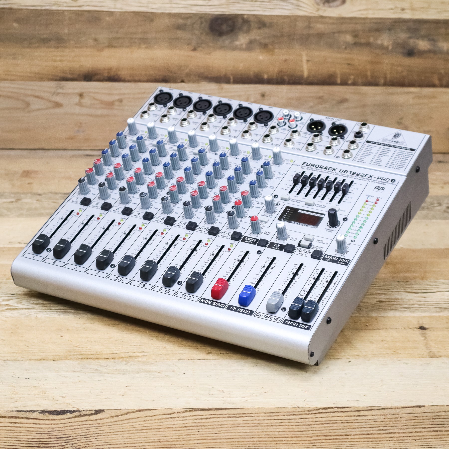 JJFADさん専用BEHRINGER EURORACK UB1222FX-PRO Behringer Eurorack UB1222FX-PRO 12-Channel Mixer UB-1222-FX