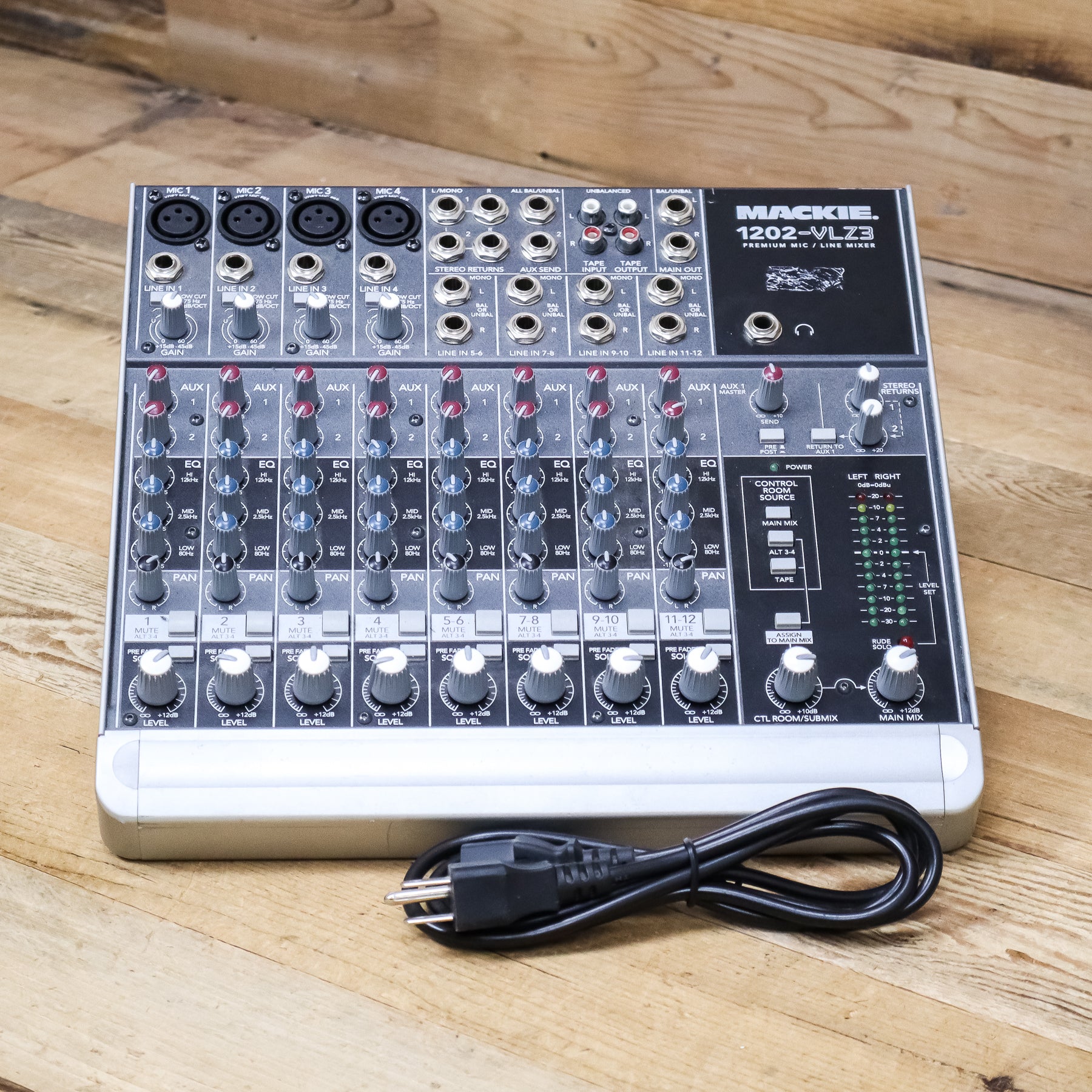 Mackie 1202 VLZ3 12-Channel Mixer – Pixel Pro Audio
