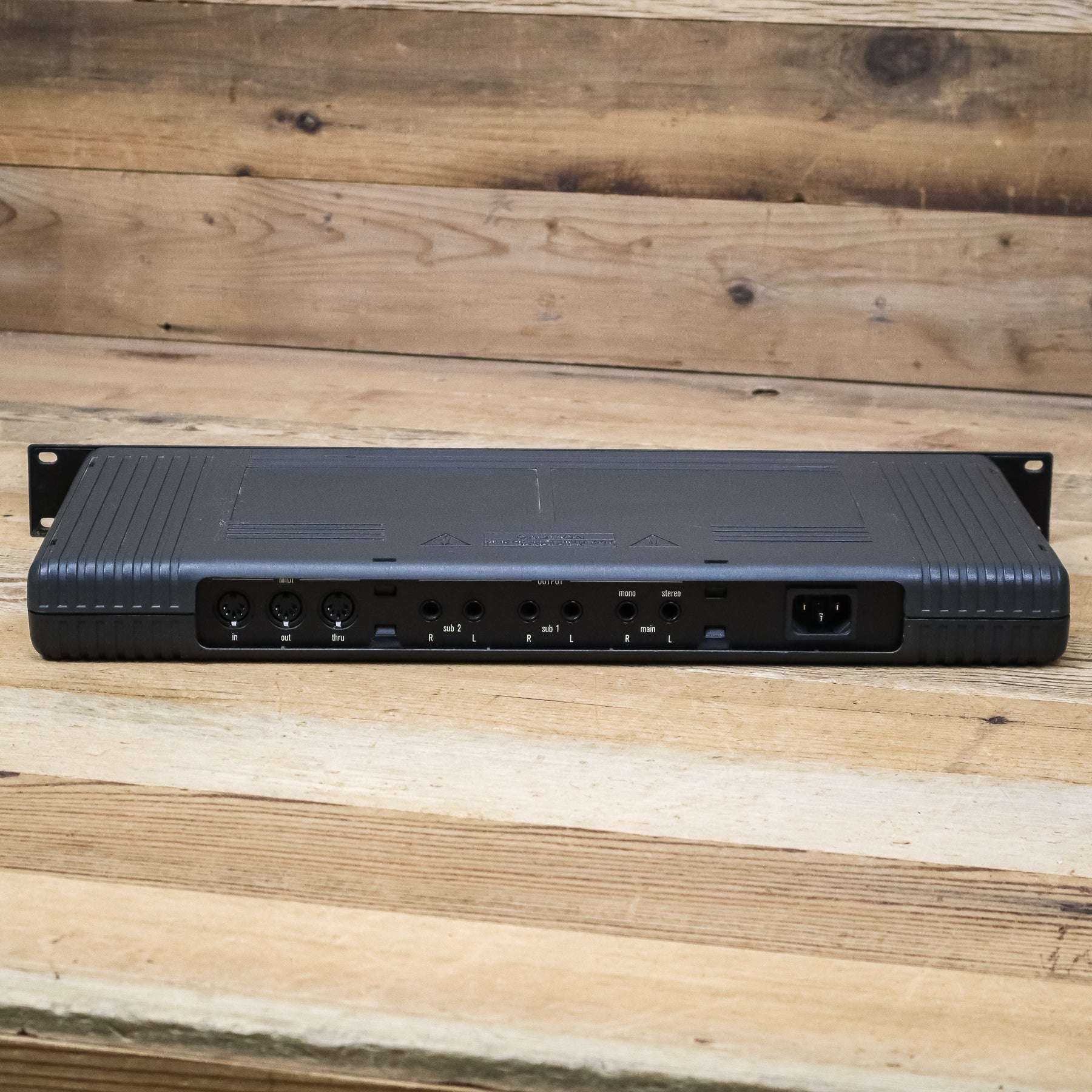 E-mu Proteus/1+InVision Protologic（希少） Proteus One (MIC Mar 90)