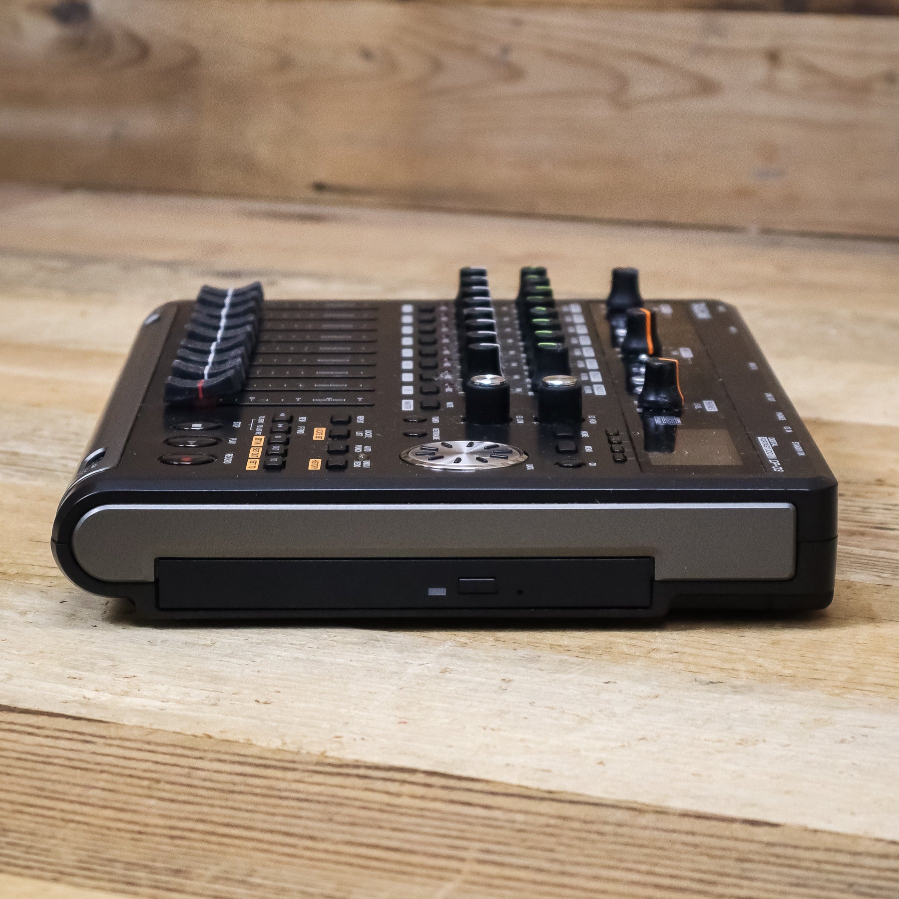 その他 TASCAM MTR DP-03 TASCAM DP-03 Portastudio Multitrack Recorder | zZounds