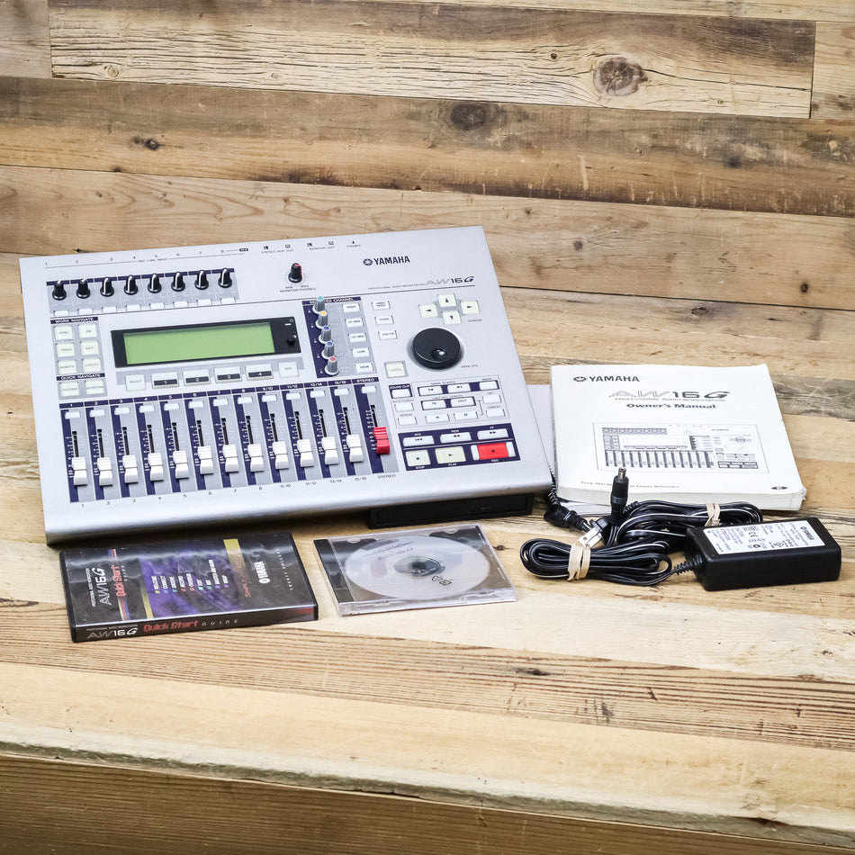 Yamaha AW16G 16-Track Digital Recorder Workstation